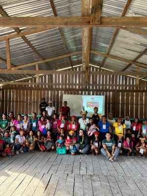 Com o tema “Mulheres indígenas, protagonistas e defensoras de suas vidas e cultura”, foi realizado entre os dias 26 e 27 de março, o II Encontro de Mulheres Indígenas Deni. O evento ocorreu na aldeia Morada Nova, Terra Indígena Deni, rio Xeruã, em Itamarati (AM).